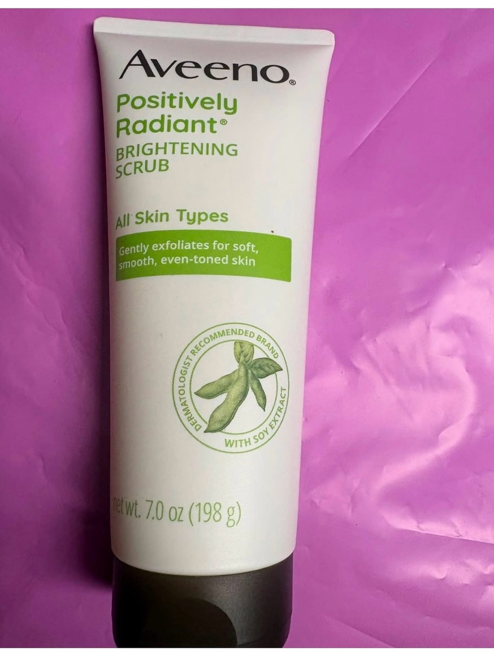 Aveeno Positively Radiant Brightening Scrub - White with Green Accents